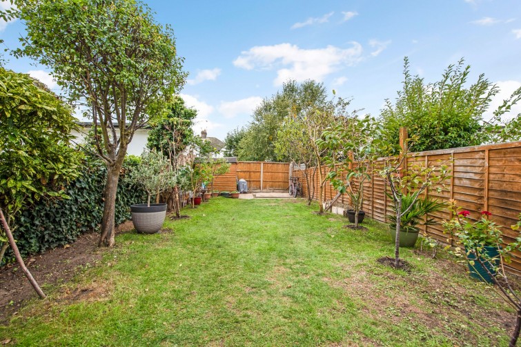 126 Barnfield Avenue, Kingston Upon Thames