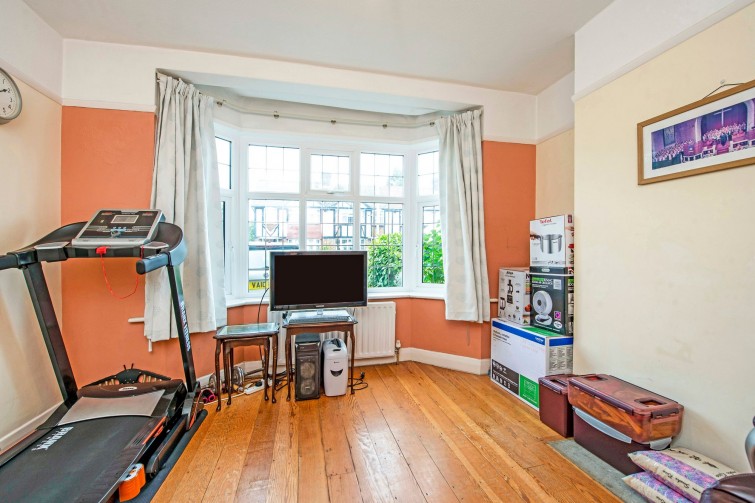 126 Barnfield Avenue, Kingston Upon Thames