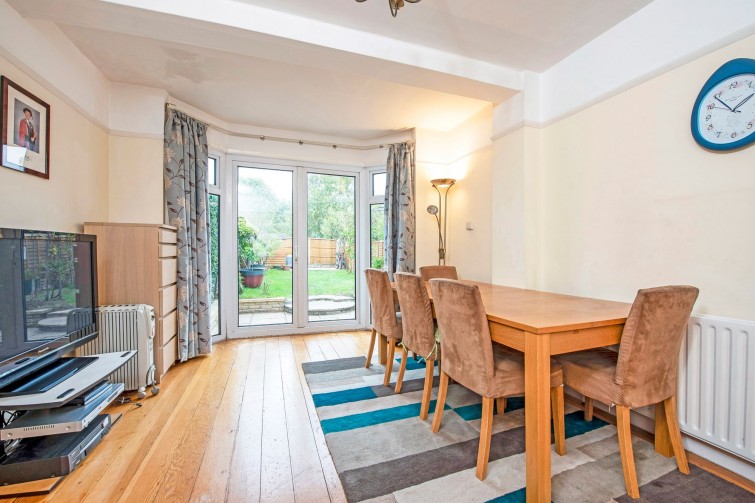 126 Barnfield Avenue, Kingston Upon Thames