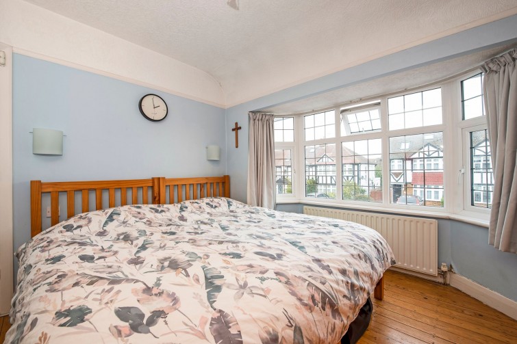 126 Barnfield Avenue, Kingston Upon Thames