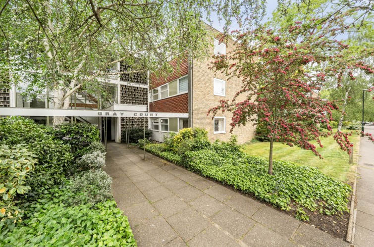 4 Gray Court Parkleys, Richmond
