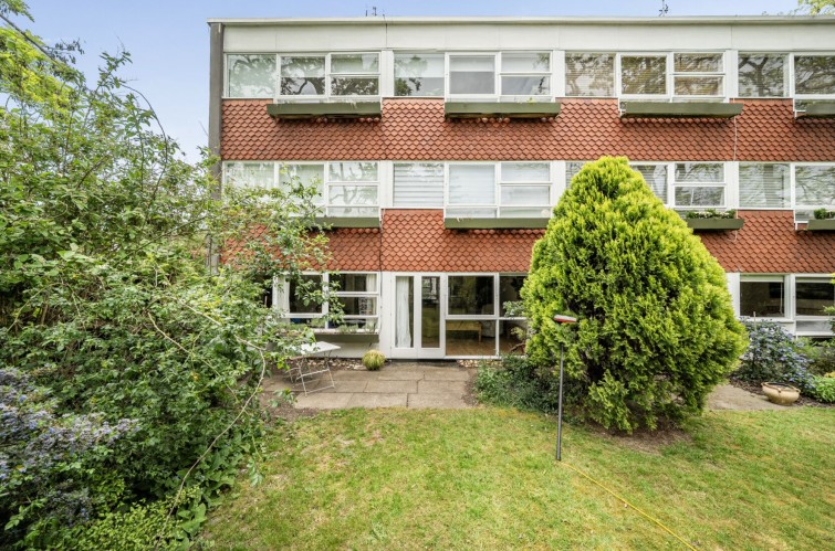 4 Gray Court Parkleys, Richmond
