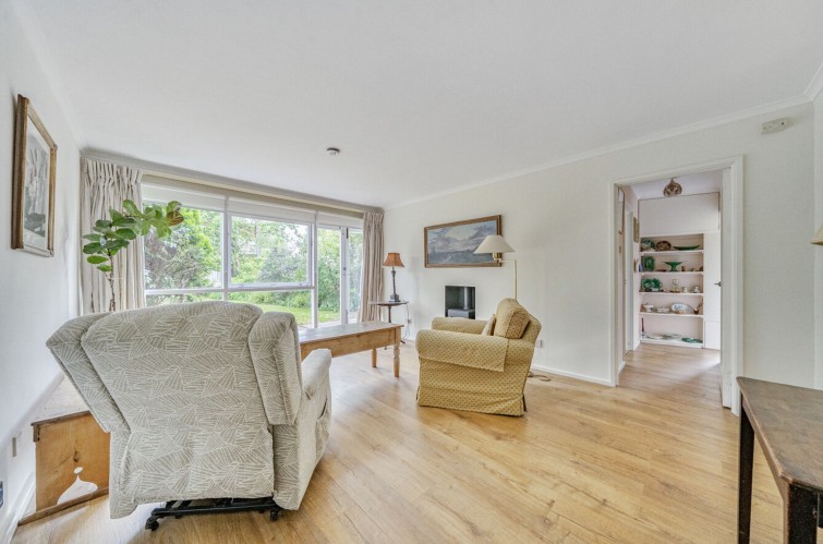 4 Gray Court Parkleys, Richmond