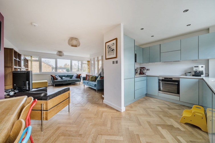 37 Breamwater Gardens, Richmond