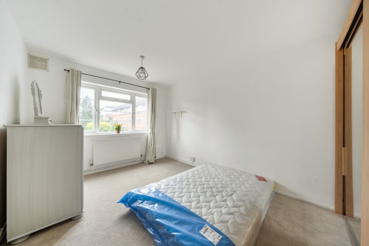 16 Wilmer Crescent, Kingston Upon Thames