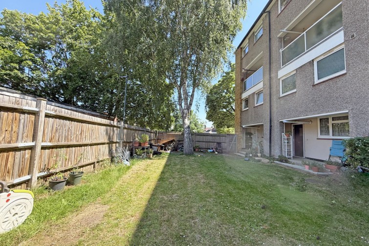 7 Cave Road, Richmond
