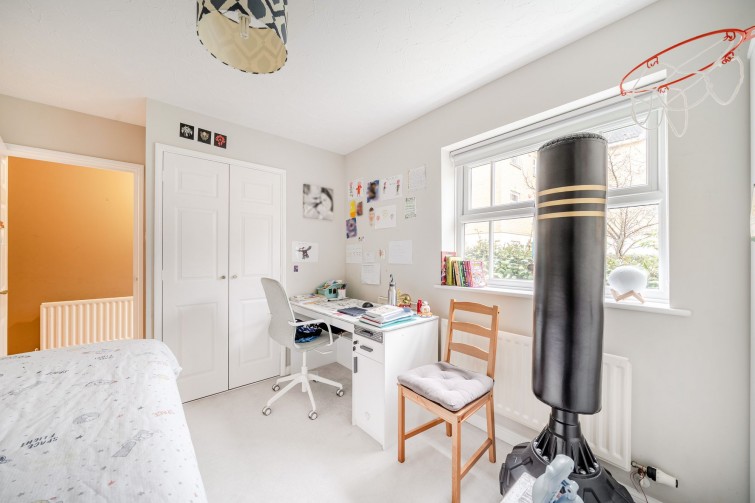 1 Wittering Close, Kingston Upon Thames