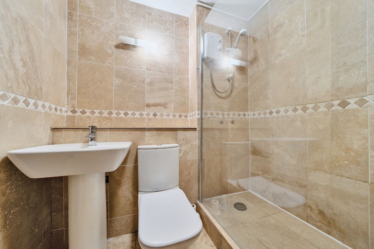 5 Albany Court, 187 Ashburnham Road