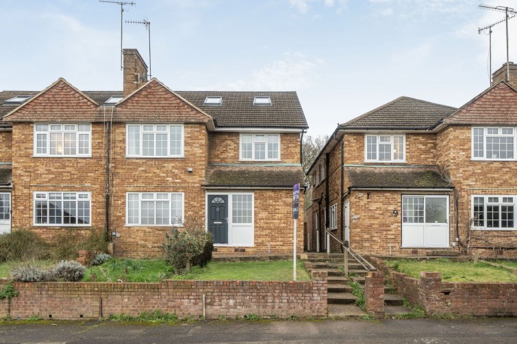 44 Kelvedon Close, Kingston Upon Thames