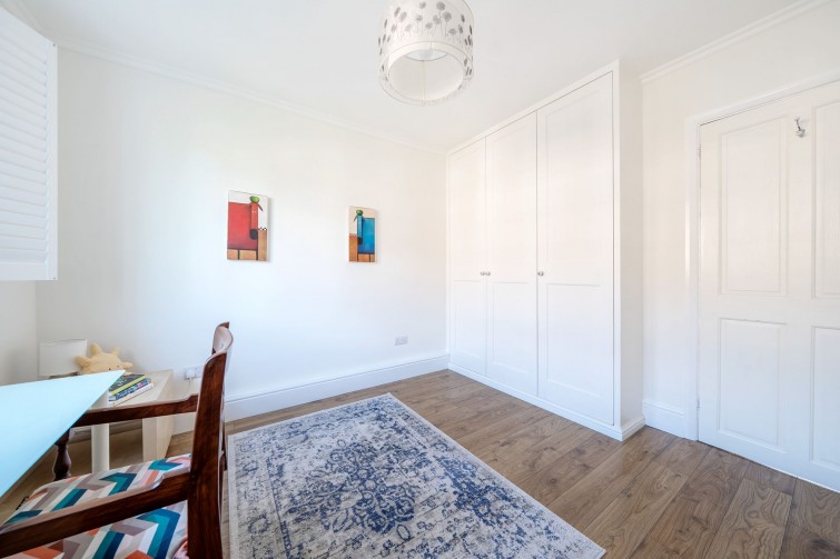 4 Park Gardens, Kingston Upon Thames