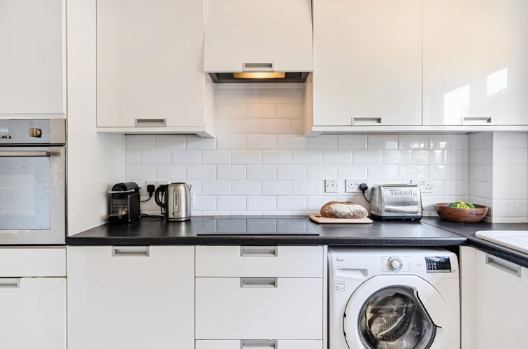 Flat 2, Parkside Court, 34 Wingfield Road