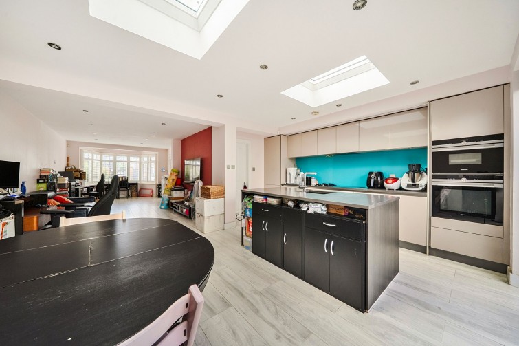 16 Garth Road, Kingston Upon Thames