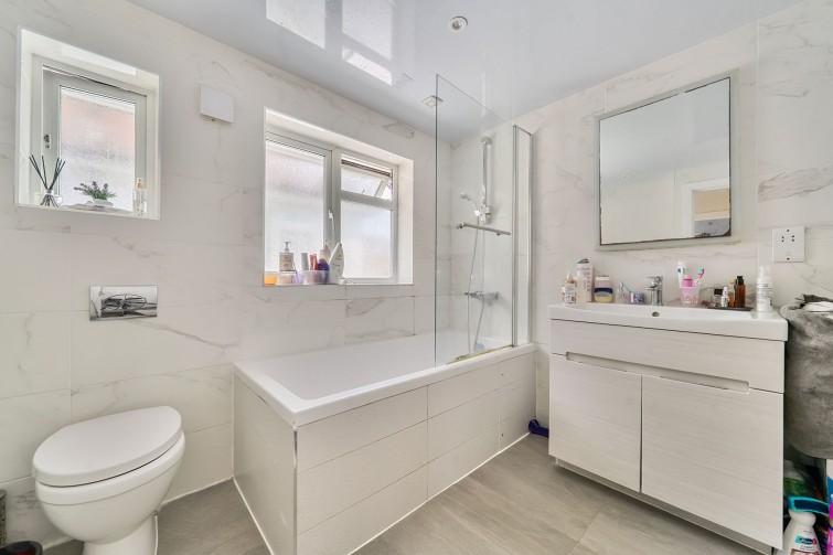 16 Garth Road, Kingston Upon Thames