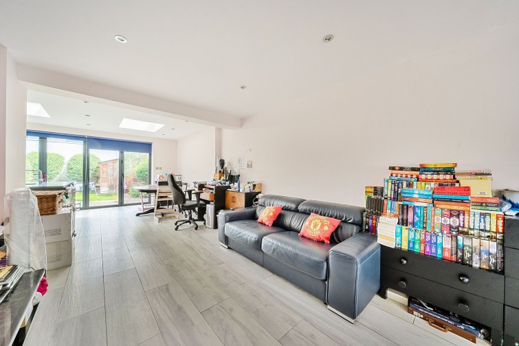 16 Garth Road, Kingston Upon Thames