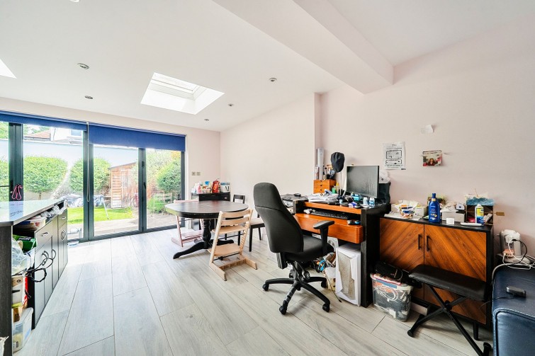 16 Garth Road, Kingston Upon Thames