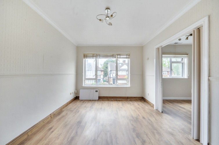 66 Latchmere Lane, Kingston Upon Thames