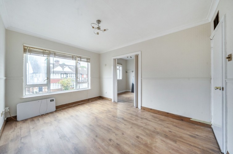 66 Latchmere Lane, Kingston Upon Thames