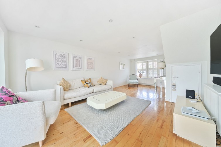 3 Debden Close, Kingston Upon Thames