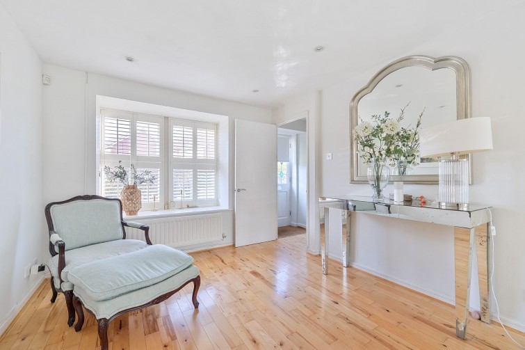 3 Debden Close, Kingston Upon Thames