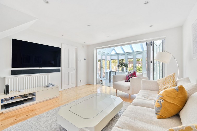 3 Debden Close, Kingston Upon Thames