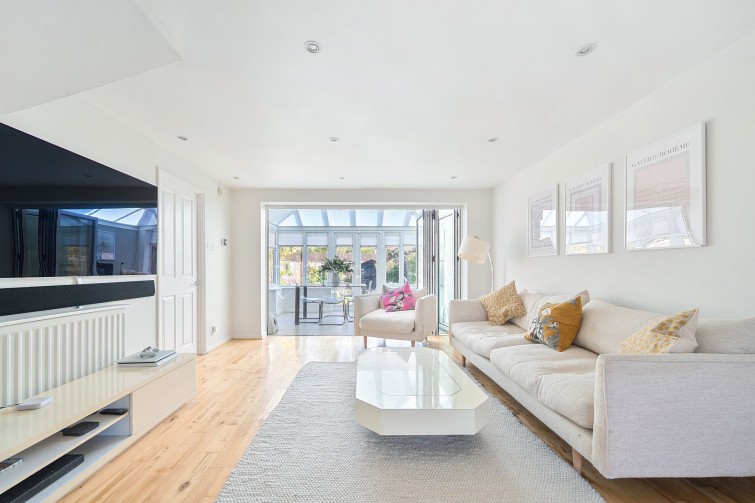 3 Debden Close, Kingston Upon Thames