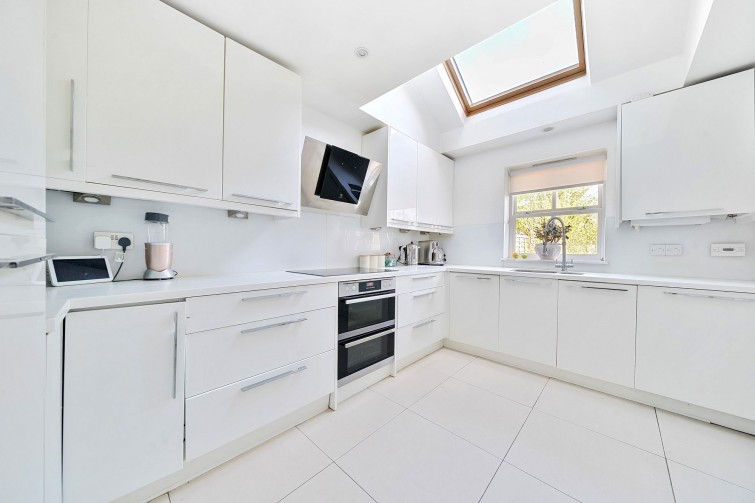 3 Debden Close, Kingston Upon Thames