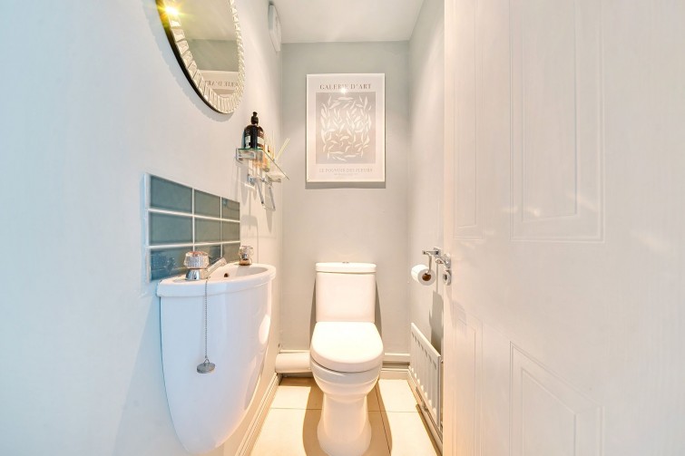 3 Debden Close, Kingston Upon Thames