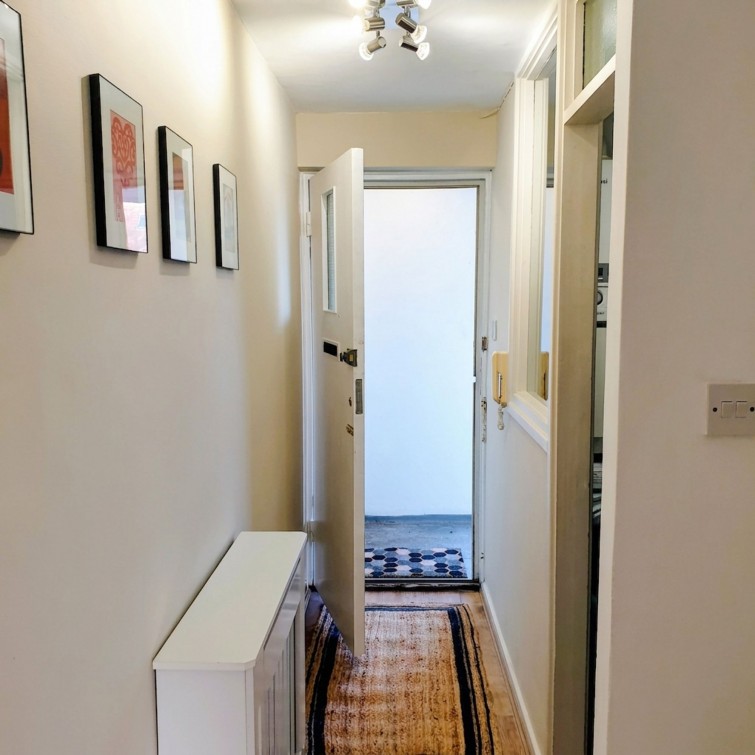 14 Weeks House, 2 Hardwicke Road