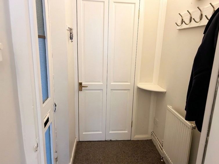 2 Dryden Court Parkleys, Richmond