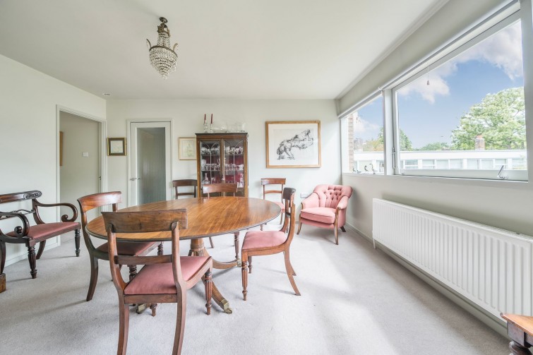 14 Marlowe Court Parkleys, Richmond