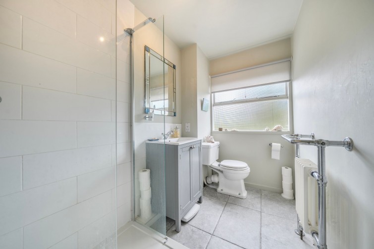 14 Marlowe Court Parkleys, Richmond