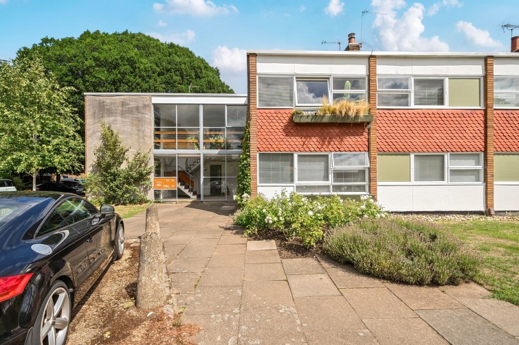 14 Marlowe Court Parkleys, Richmond