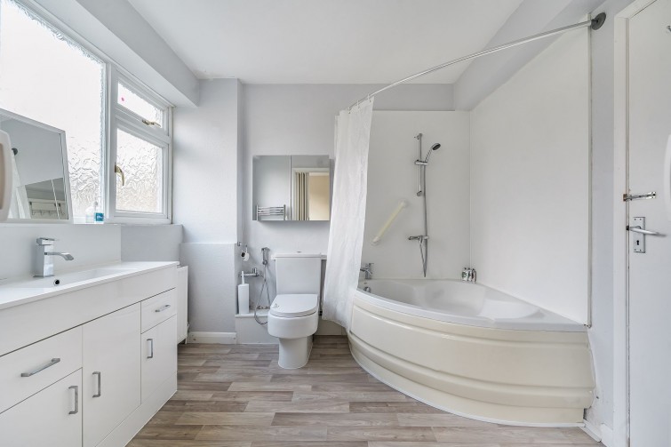 48 Breamwater Gardens, Richmond