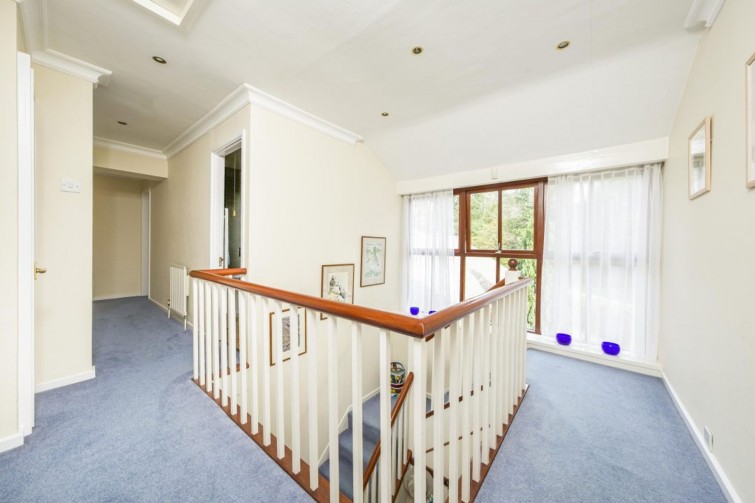 11 Ham Farm Road, Richmond