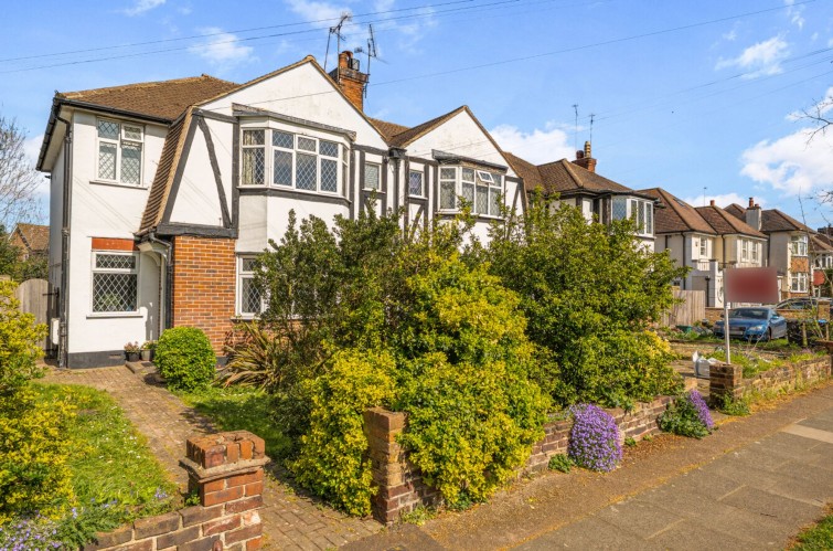 253 Tudor Drive, Kingston Upon Thames