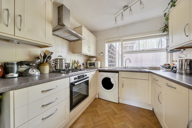 9 Coleridge Court Parkleys, Richmond