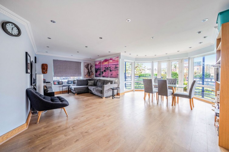 Flat 1, Kew Court Richmond Road, Kingston Upon Thames