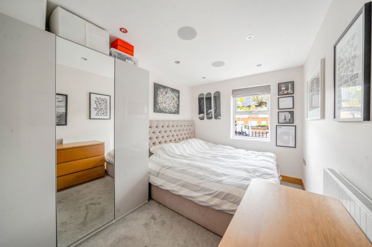 Flat 1, Kew Court Richmond Road, Kingston Upon Thames