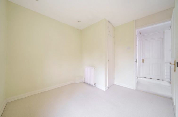 14 Sandy Lane, Richmond