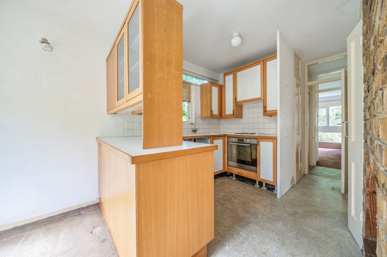 25 Langham House Close, Richmond