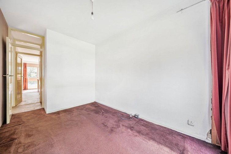 25 Langham House Close, Richmond