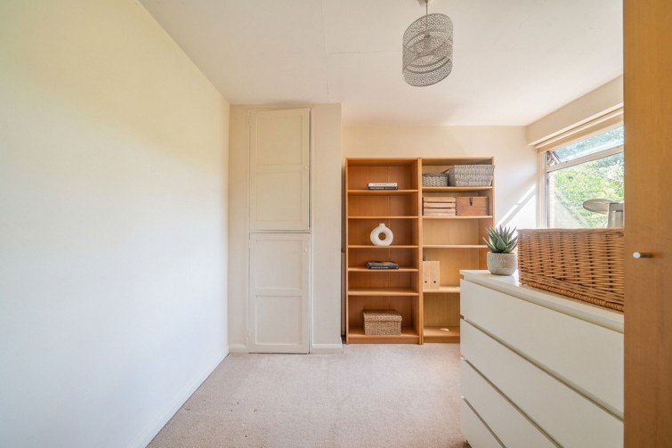 7 Meadlands Drive, Richmond