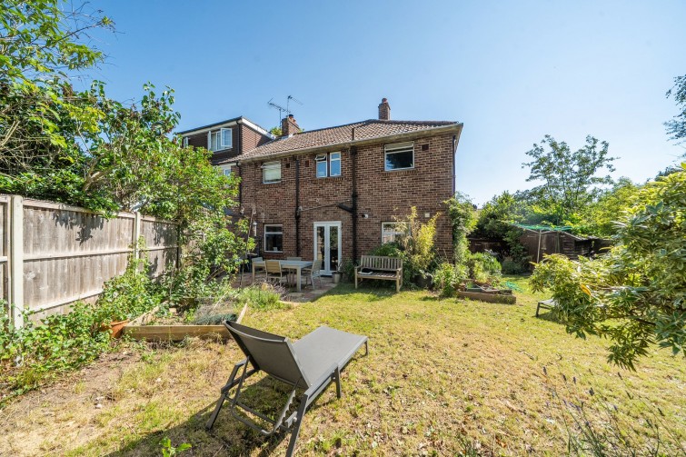 7 Meadlands Drive, Richmond
