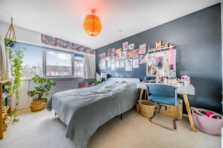 113 Perryfield Way, Richmond