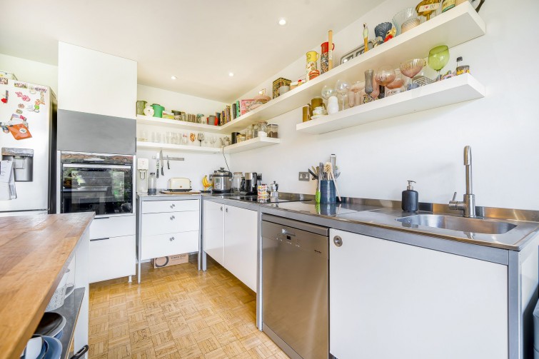 113 Perryfield Way, Richmond