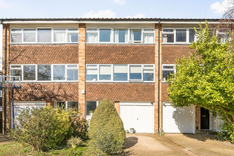 12 Breamwater Gardens, Richmond