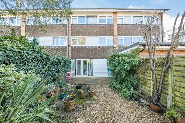 12 Breamwater Gardens, Richmond