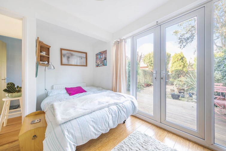 12 Breamwater Gardens, Richmond