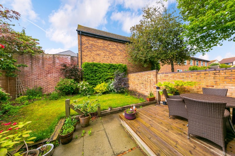 13 Thamesgate Close, Richmond