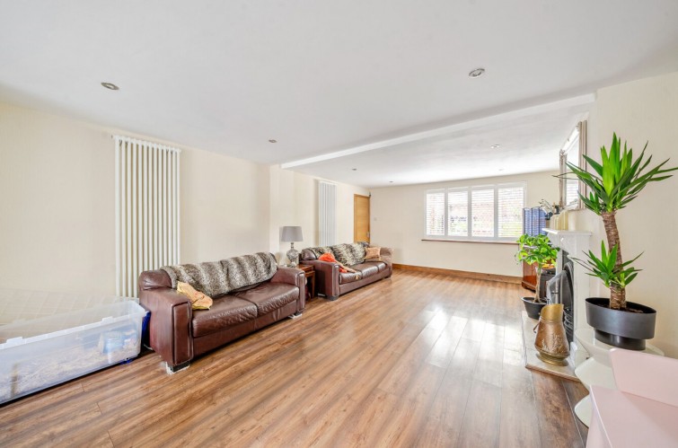 44 Clifford Road, Richmond